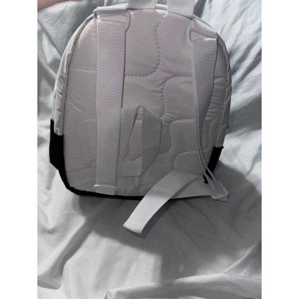 Adidas liner mini backpack B38 - Picture 10 of 12